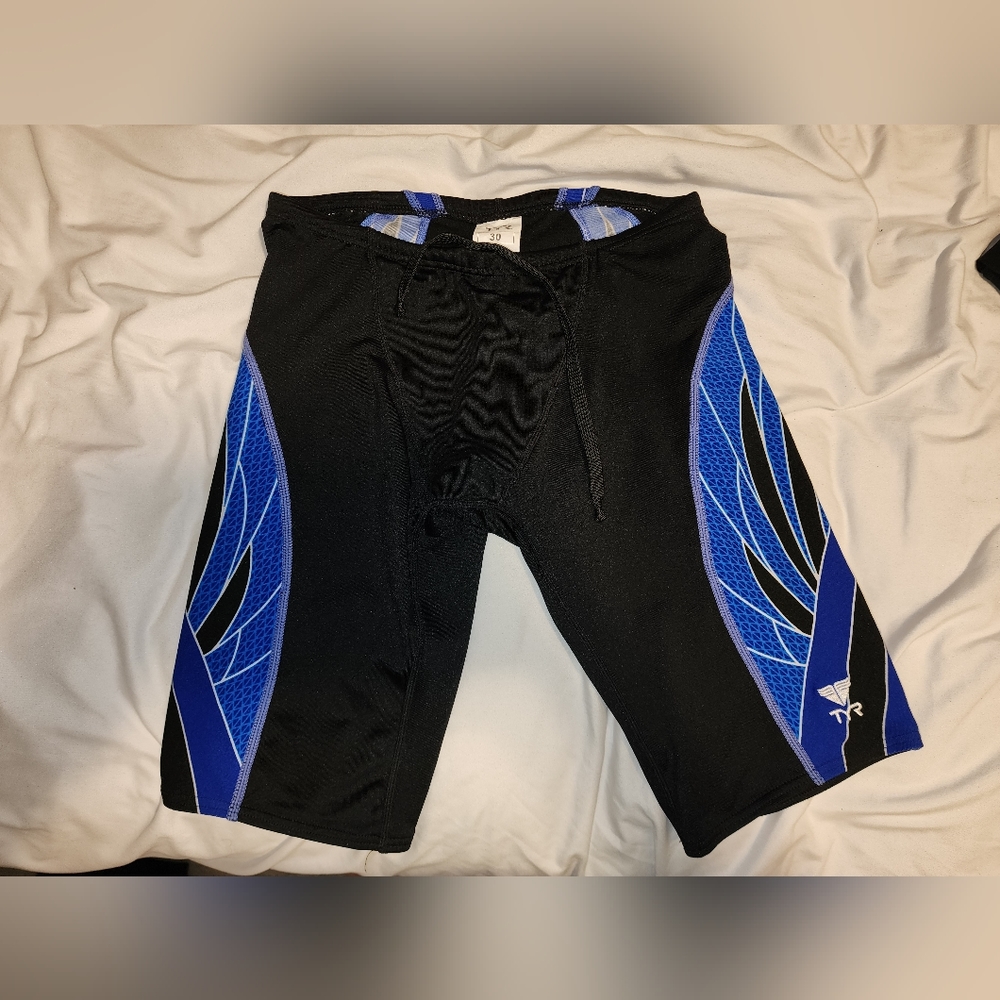 Tyr jammer size 30. Swim trunks.